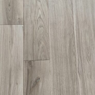 Sir Benfro range of oak flooring
