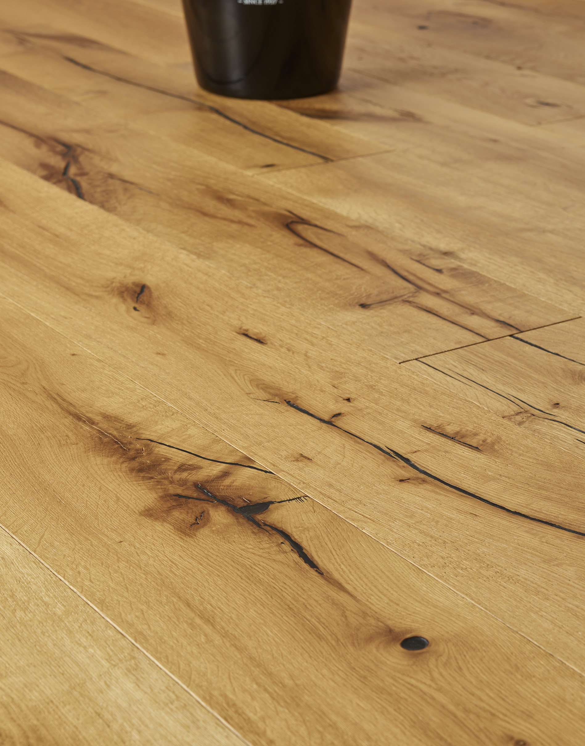 Brushed Sunken Filler Oiled Engineered Oak Flooring
